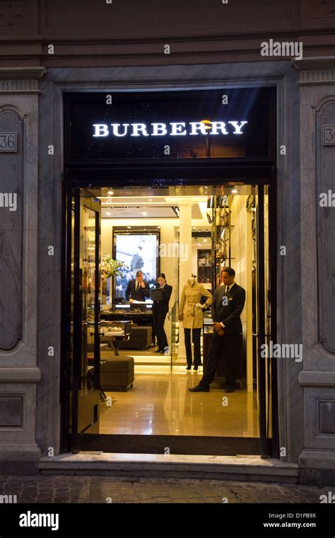 burberry fabbricatoin italia|burberry online shop italia.